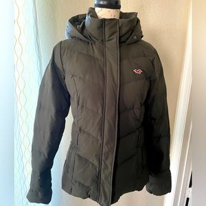 Hollister Mid-Length Green Down Lightweight Puffer Jacket (womens L)